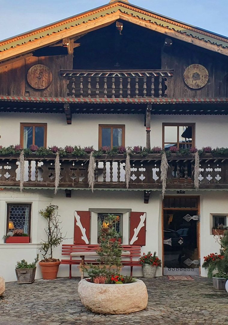 Traditionelles Tiroler Haubenlokal