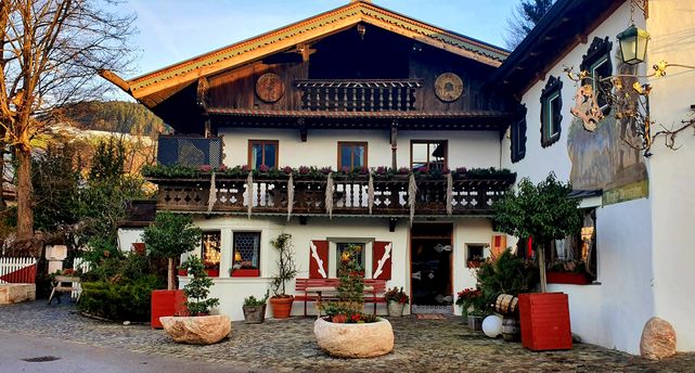 Sigwarts´ Tiroler Weinstuben - Haubenrestaurant in Brixlegg